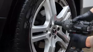 Bezuhlíkový akumulátorový rázový utahovák 1/2" | 2x 20V 4Ah 1898Nm TAGRED TA8000,